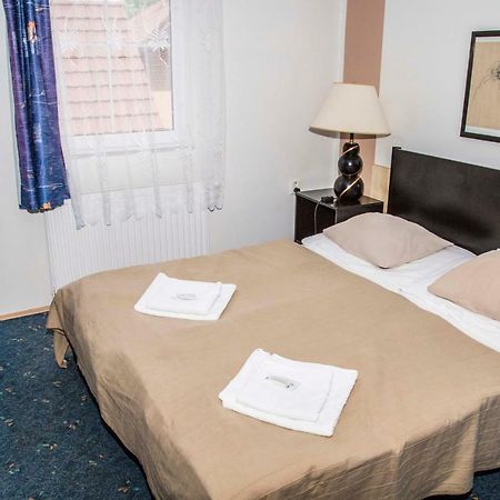 Hotel U Lip Trojanovice Frenštát pod Radhoštěm Dış mekan fotoğraf