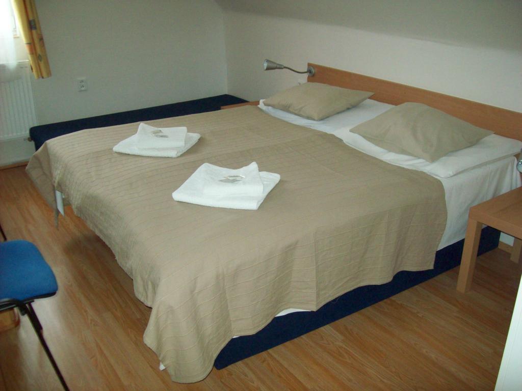Hotel U Lip Trojanovice Frenštát pod Radhoštěm Oda fotoğraf