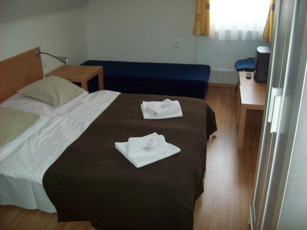 Hotel U Lip Trojanovice Frenštát pod Radhoštěm Oda fotoğraf