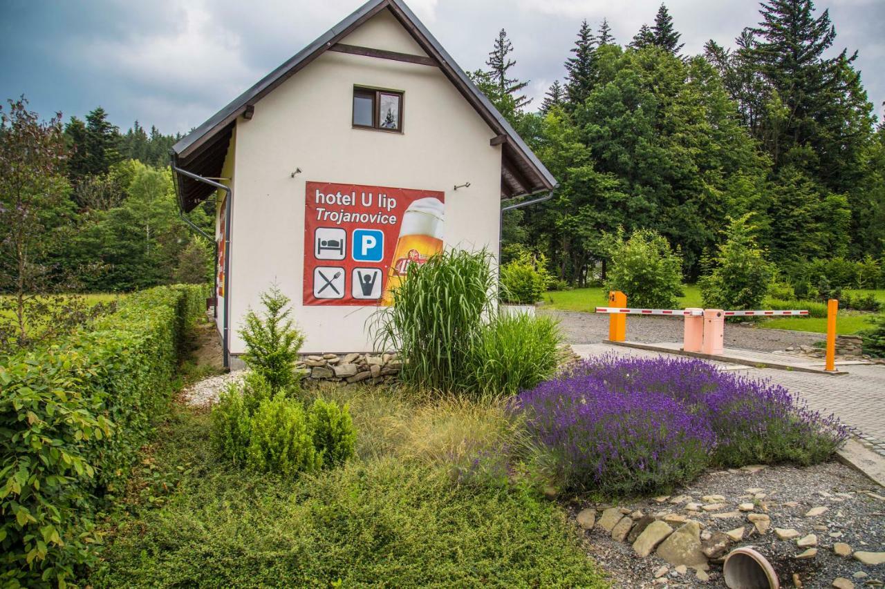 Hotel U Lip Trojanovice Frenštát pod Radhoštěm Dış mekan fotoğraf